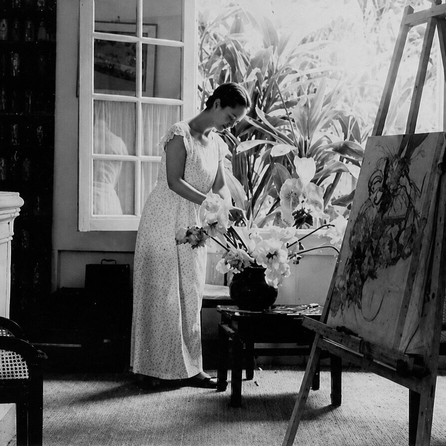 Alix Aymé in her Hanoi studio, around 1932