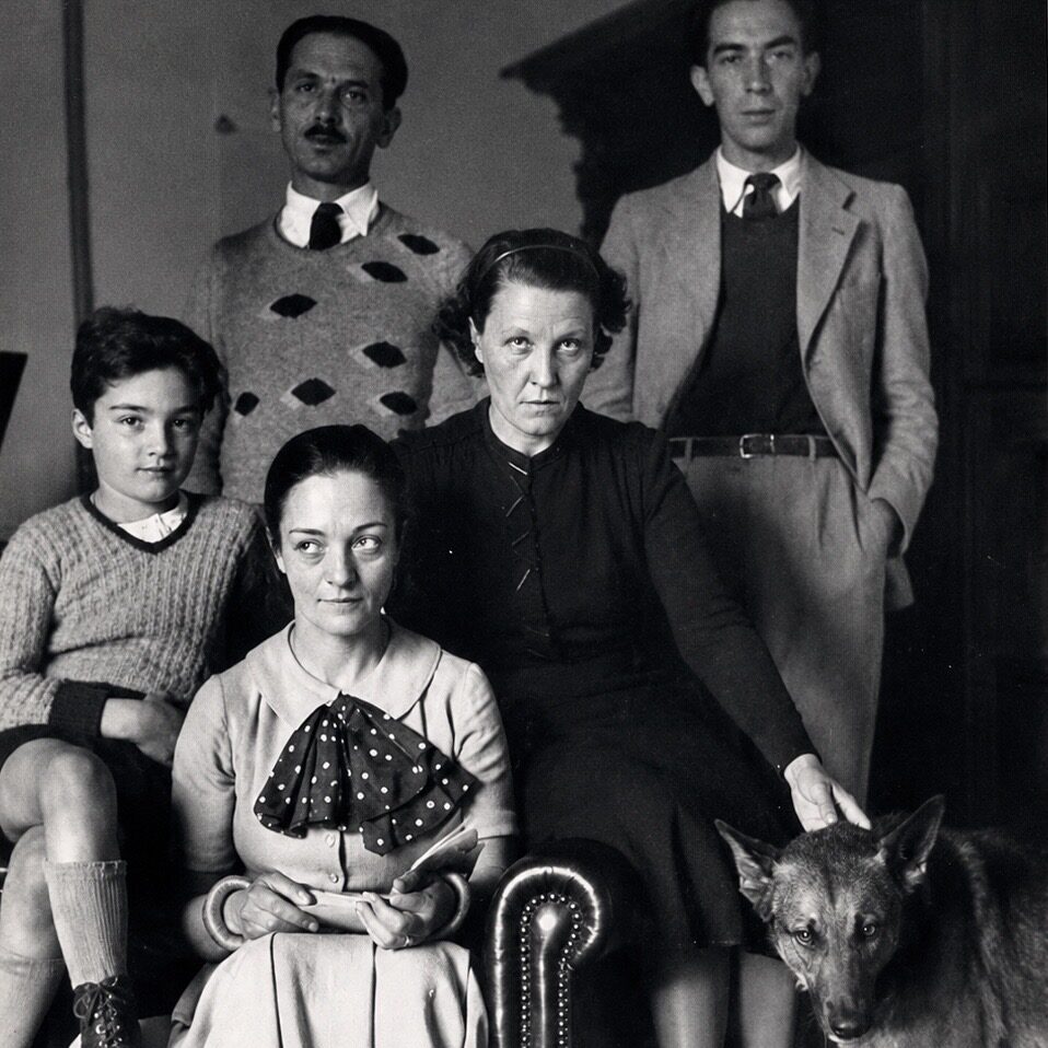The Aymé family at their home in Dole, Jura, 1931.

Top left: General Aymé; top right: Marcel Aymé; centre left: Michel, Marcel Aymé’s son; centre right: Marcel Aymé’s wife; seated: Alix Aymé.